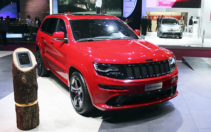 Paris Motor Show 2014: Jeep trình làng Grand Cherokee SRT Red Vapor